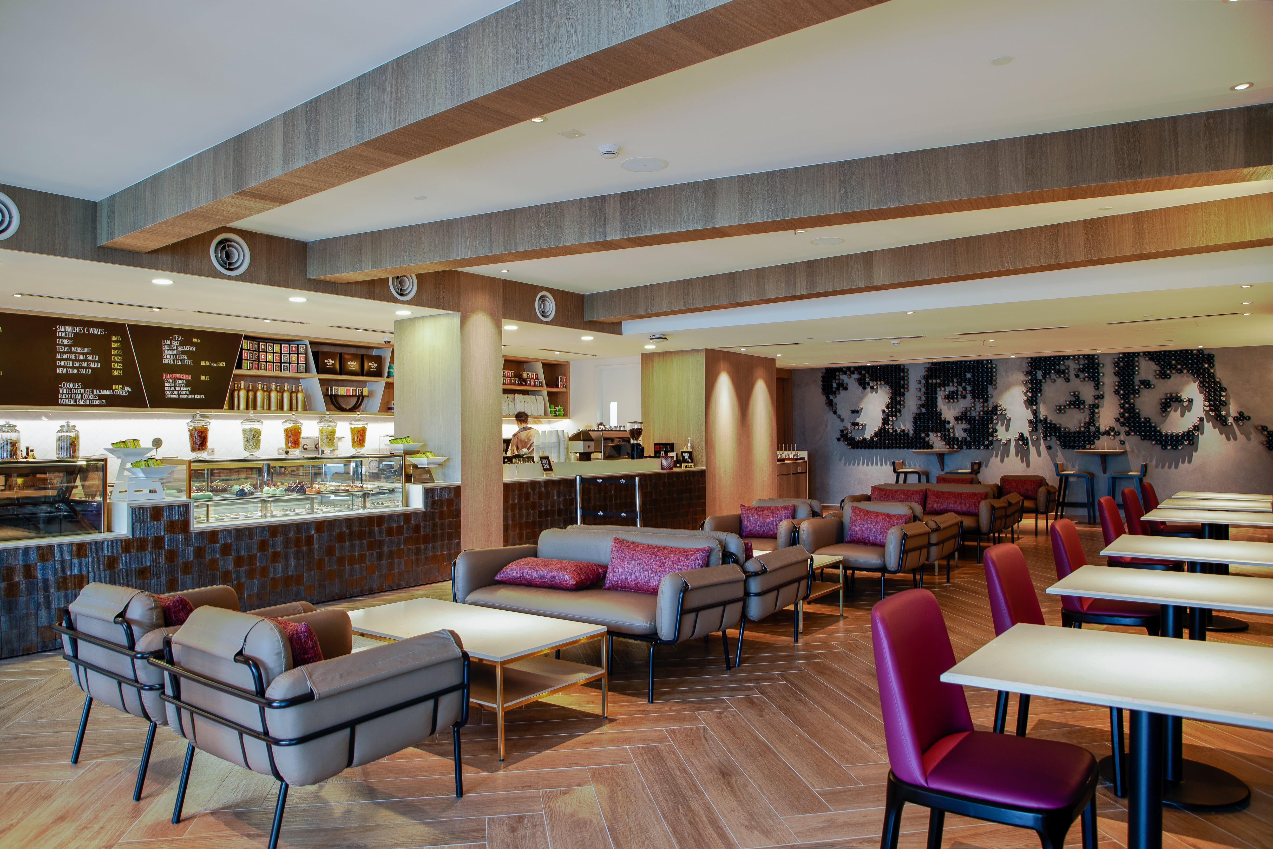 فندق هارد روك ديسارو كوست دِسارو المظهر الخارجي الصورة The lounge at the airport