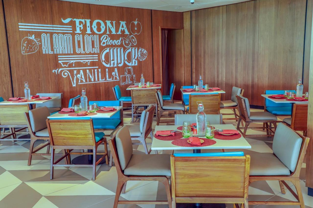 فندق هارد روك ديسارو كوست دِسارو المظهر الخارجي الصورة Interior of the restaurant